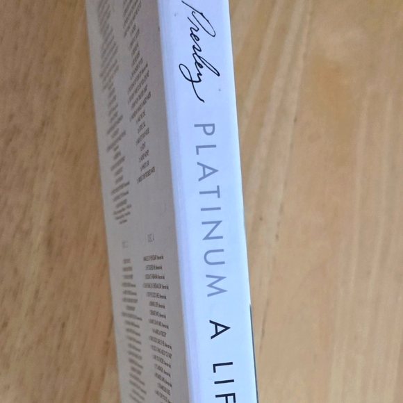 Elvis Presley Platinum - A Life In Music - Picture 3 of 8